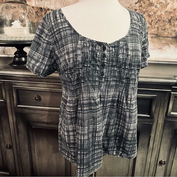 Calvin Klein Jeans Gray & Black Top size Large - Picture 2 of 10